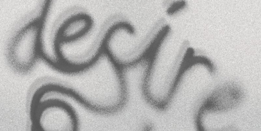 Ausschnitt des Plakats. Dunkelgraue geschwungene Schrift auf hellgrauem Grund.